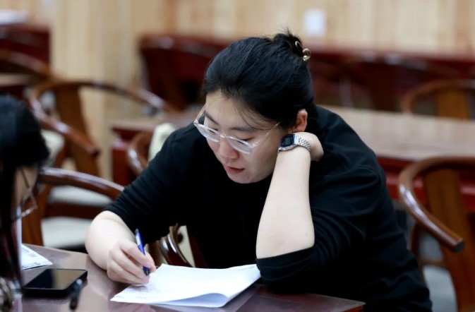 屏幕截圖 2025-11-27 101738.jpg